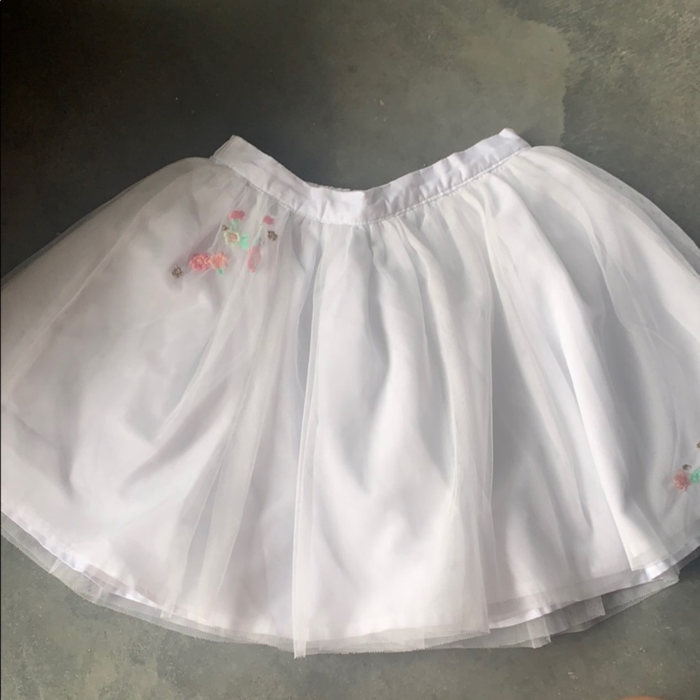 Brand new Carter’s skirt